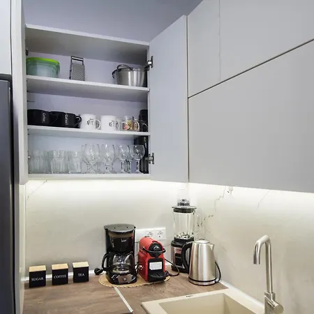 360 Blue Horizon Elegant Luxury Escape Apartment