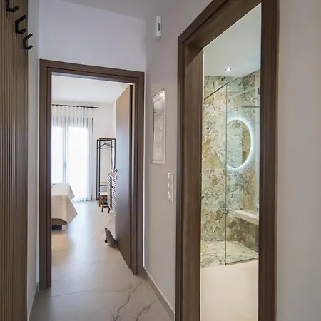 360 Blue Horizon Elegant Luxury Escape Apartment